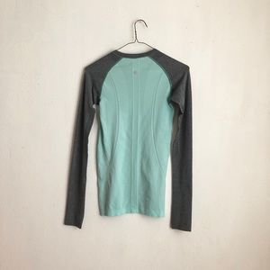 lululemon athletica Tops - lululemon blouse swiftly tech long blue & gray lululemon athletica Tops - lululemon blouse swiftly tech long blue & gray